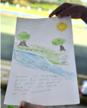 Foto 3: Dibujo de niño participante de Experiencias Comunitarias 2025, Fundación 5.com de Quibdó, Chocó